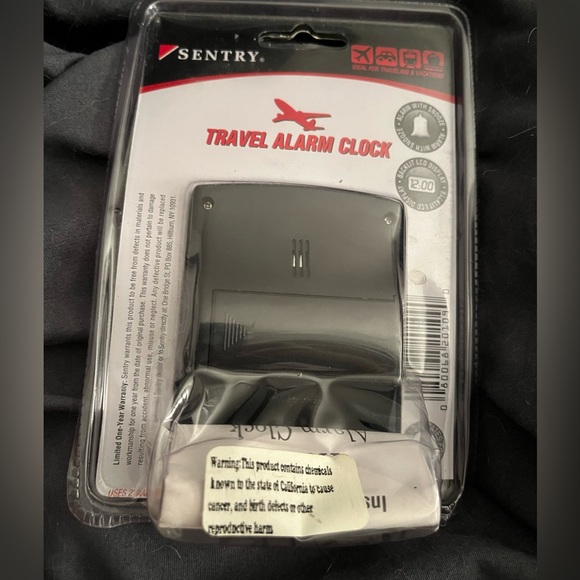 Travel alarm clock - Picture 2 of 2